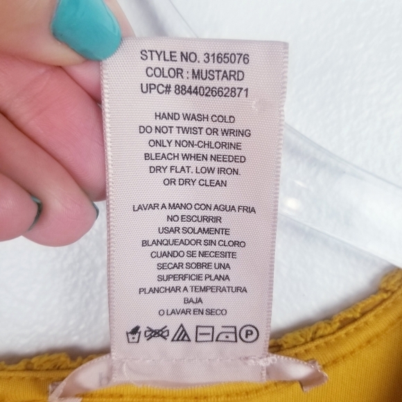 Philosophy Mustard Yellow Lace Crochet Top - Picture 7 of 8